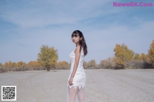 Kimoe Vol. 127: Model Qiu Qiu Zhou Wen (球球 周 闻) (43 photos)