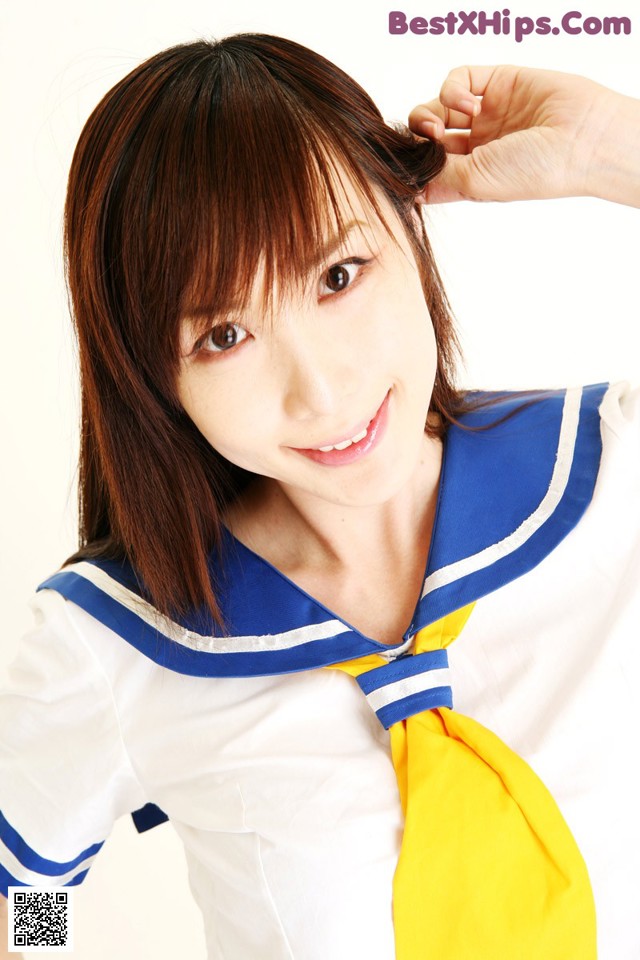 Ao Futomomo - Livean Movie Kickaash No.0e3a58