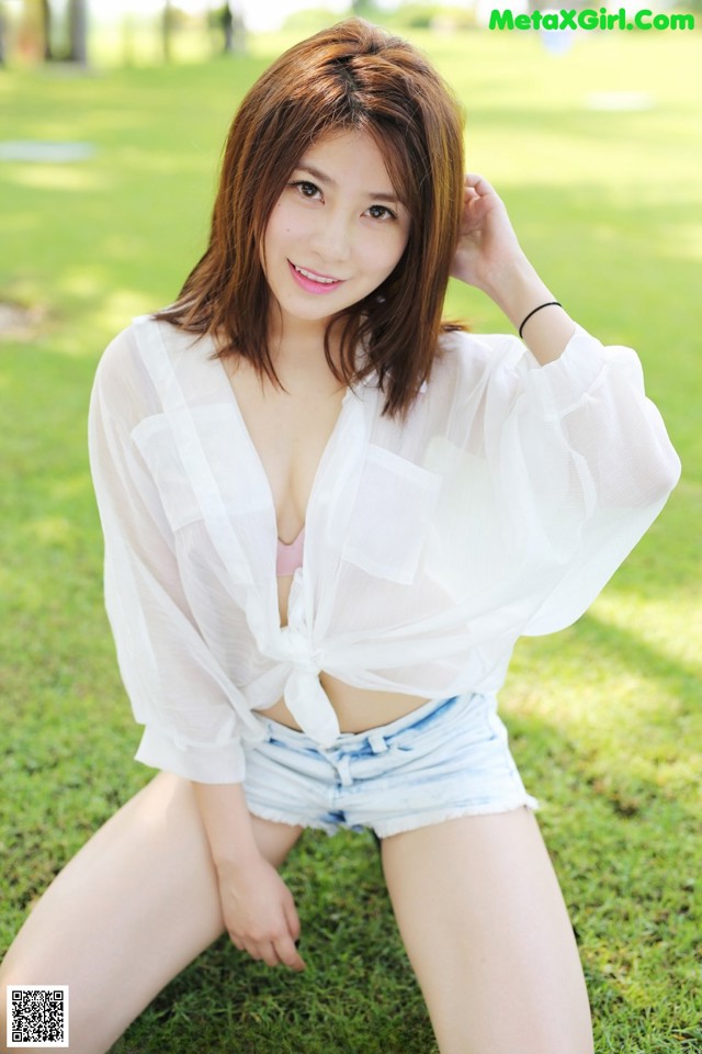 MyGirl Vol.223: Model Sabrina (许诺) (54 photos) No.004ebf